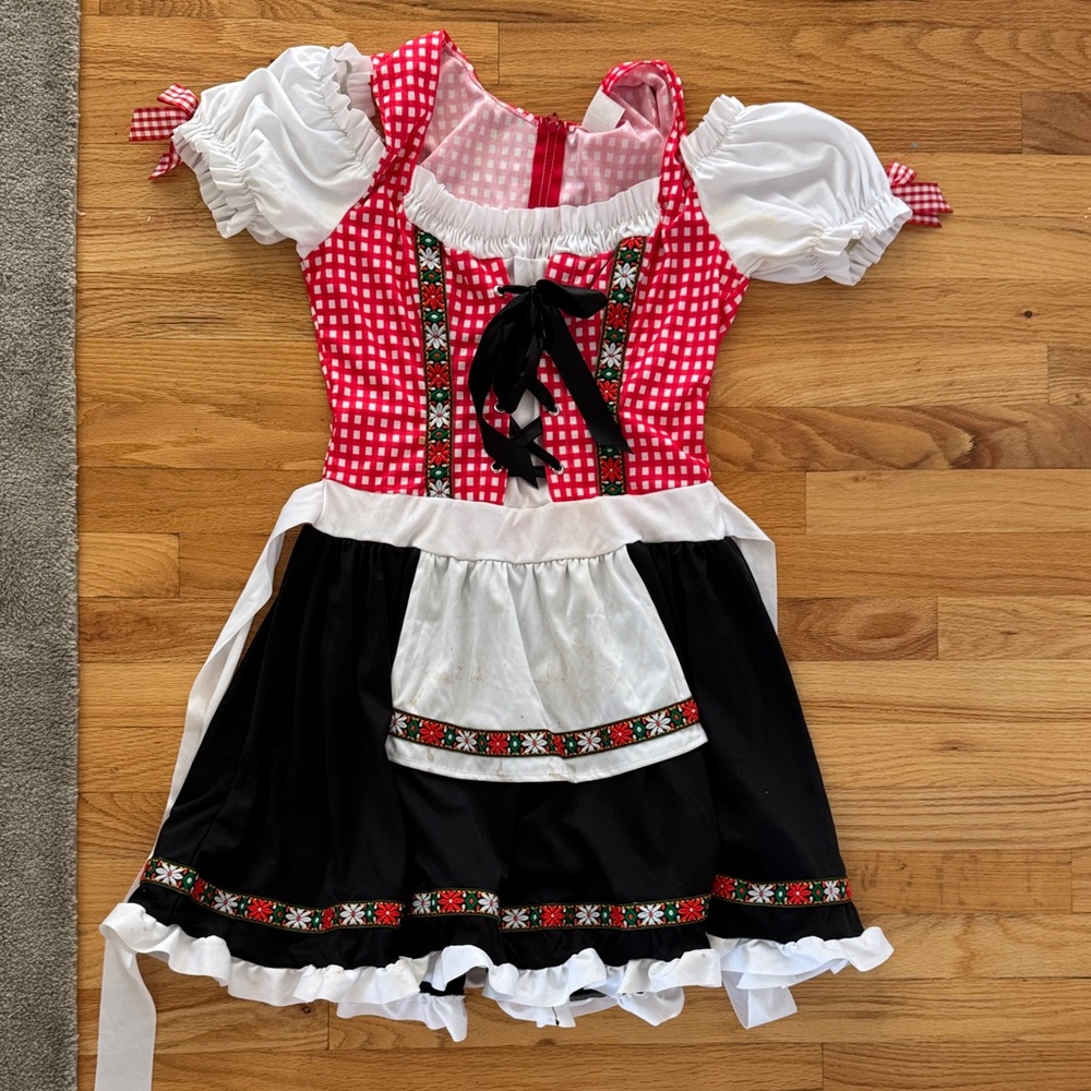 Spirit Halloween Oktoberfest Beer costume